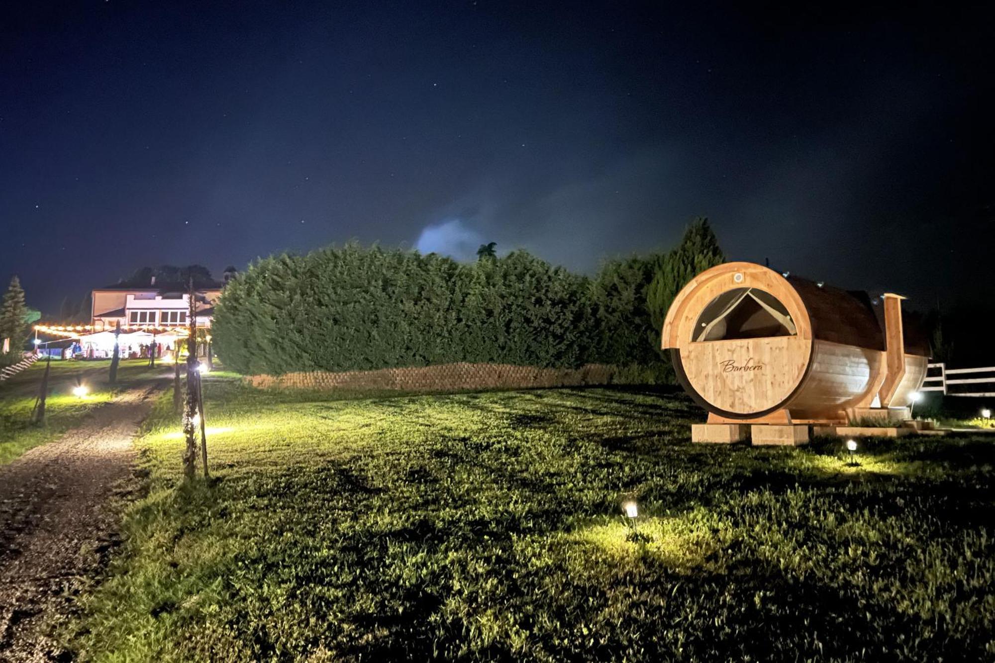 Hotel Notte Nella Botte Vignale Exterior foto
